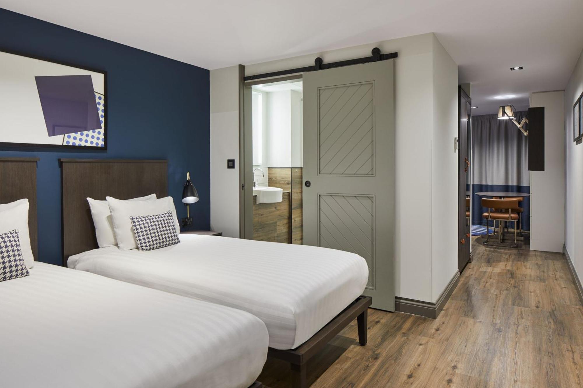 Отель By Marriott Tower Bridge